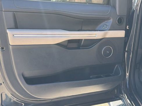 Used 2023 Ford Expedition Max Limited RWD image 13
