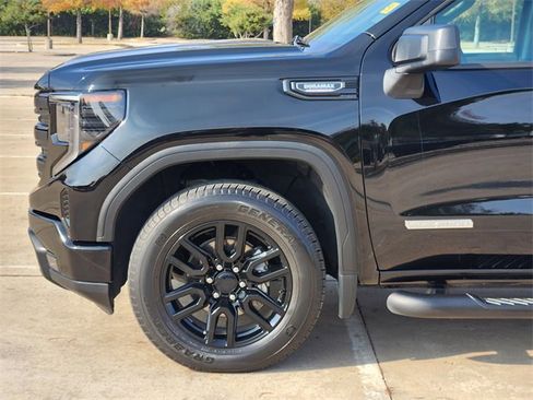 Used 2023 GMC Sierra 1500 Elevation image 8