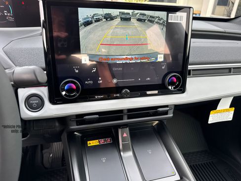 New 2026 Subaru Solterra Premium image 19