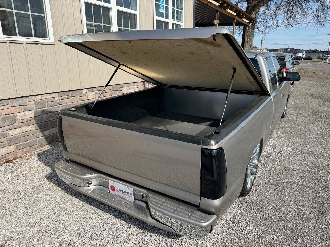 Used 2000 Chevrolet Silverado 1500 LS RWD image 12