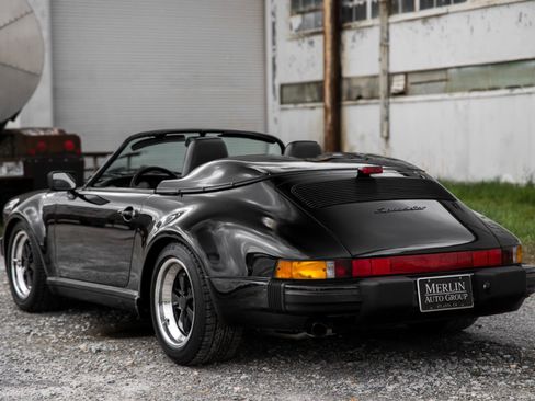Used 1989 Porsche 911 Carrera RWD image 12