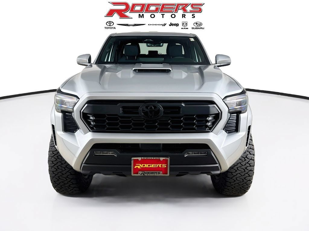 Used 2026 Toyota Tacoma TRD Sport AWD/4WD image 7