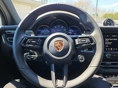 Used 2026 Porsche Macan Turbo AWD/4WD image 31