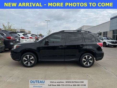 Used 2017 Subaru Forester 2.5i Premium w/ All-Weather Package AWD/4WD image 1
