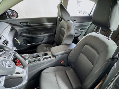 New 2026 Nissan Altima 2.5 SV FWD image 17