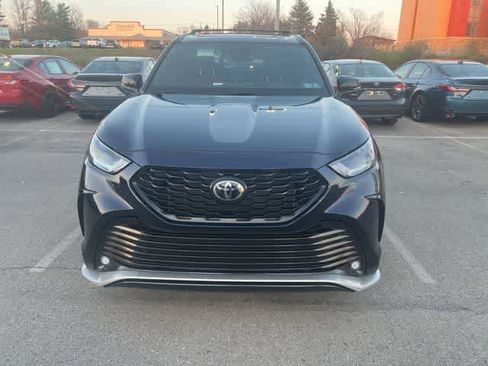 Used 2022 Toyota Highlander XSE image 1