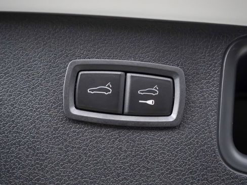 New 2026 Porsche Macan S image 14