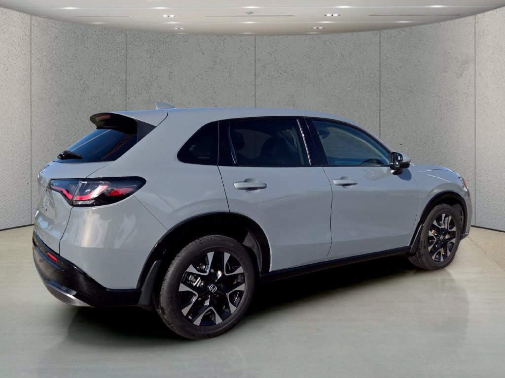 Used 2026 Honda HR-V EX-L image 5