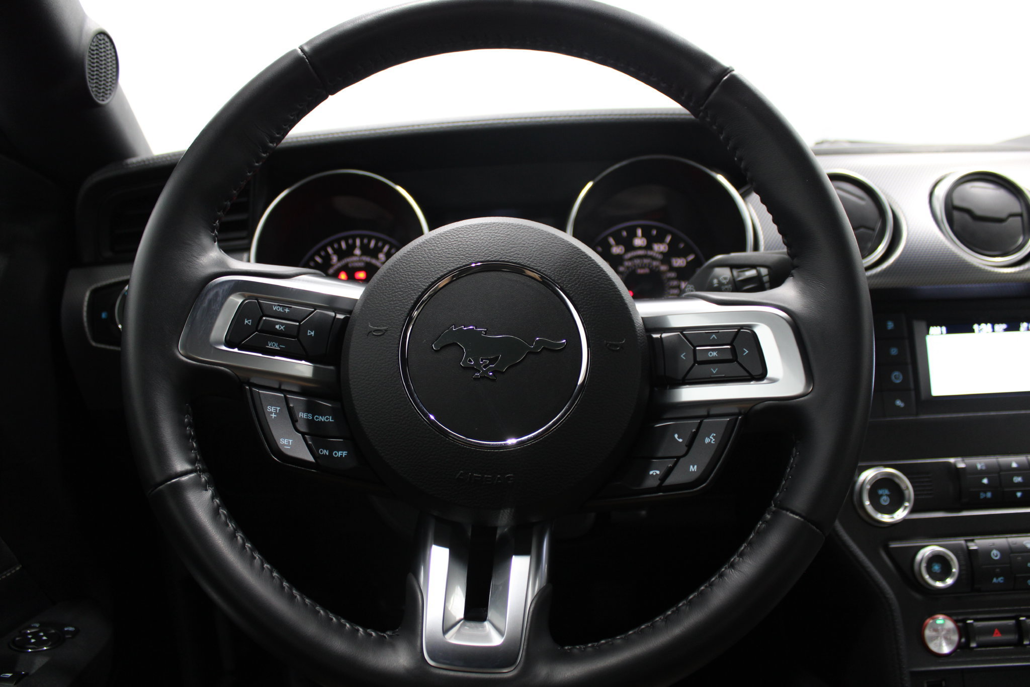 Used 2021 Ford Mustang GT RWD image 24