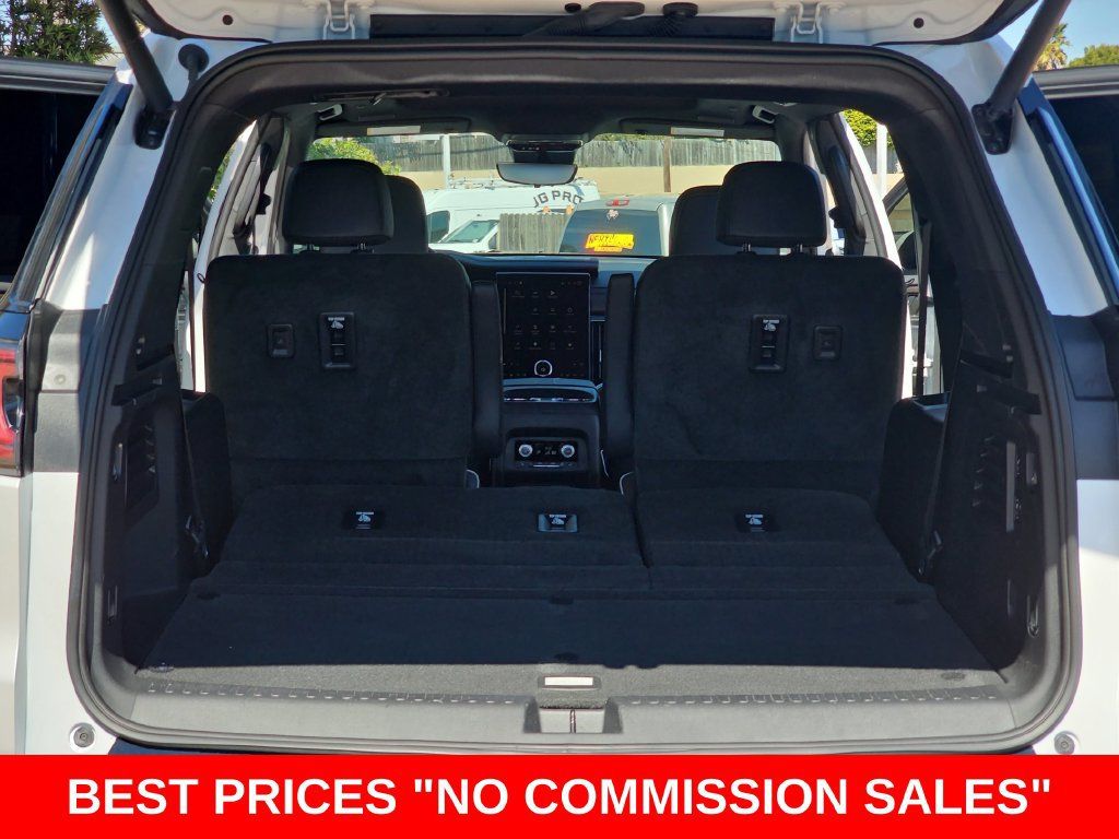 Used 2024 GMC Acadia Denali w/ Super Cruise Package FWD image 13
