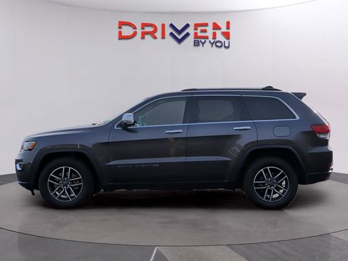 Used 2021 Jeep Grand Cherokee Limited image 2