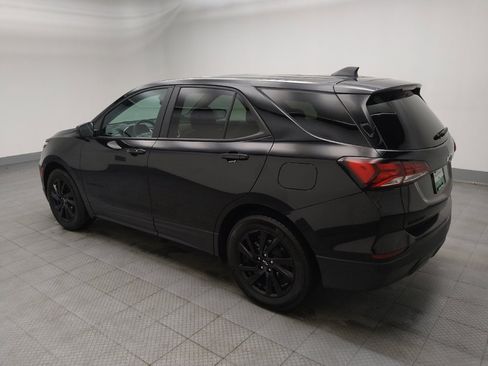 Used 2024 Chevrolet Equinox LS w/ LS Convenience Package image 3