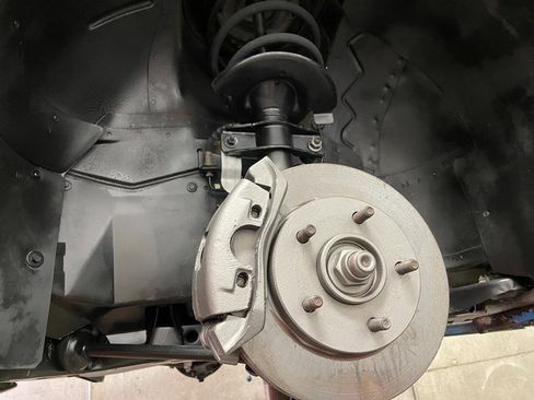 Used 1991 Cadillac Allante image 30