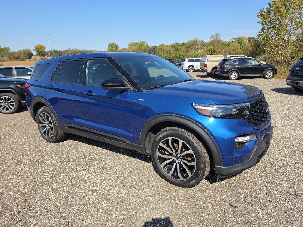 Used 2022 Ford Explorer ST-Line AWD/4WD image 3
