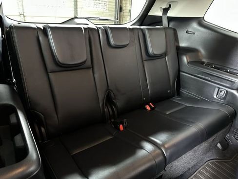 Used 2023 Subaru Ascent Limited image 28