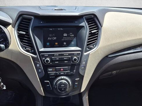 Used 2017 Hyundai Santa Fe Sport FWD image 11