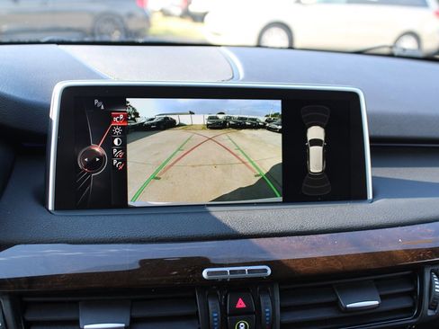 Used 2015 BMW X5 xDrive35d image 24