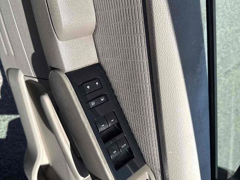 Used 2006 Ford Explorer XLT RWD image 7