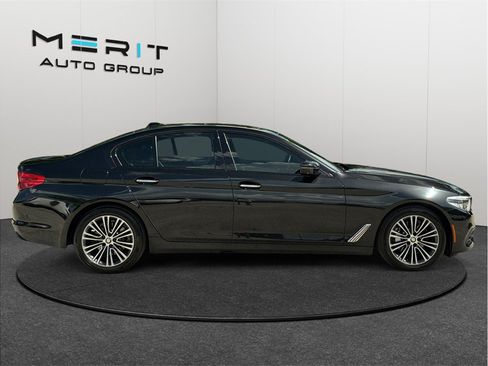 Used 2018 BMW 530i w/ Premium Package RWD image 10