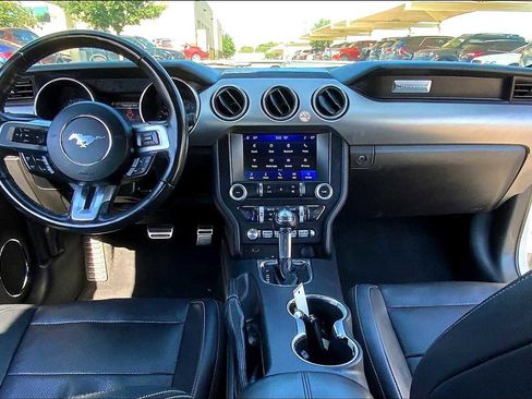 Used 2022 Ford Mustang Premium image 27