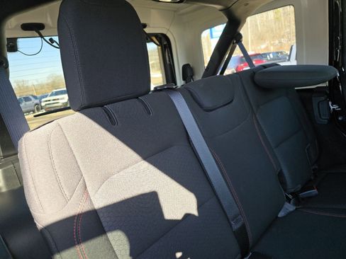 Used 2023 Jeep Wrangler Unlimited Rubicon w/ Xtreme 35 Tire Package image 19