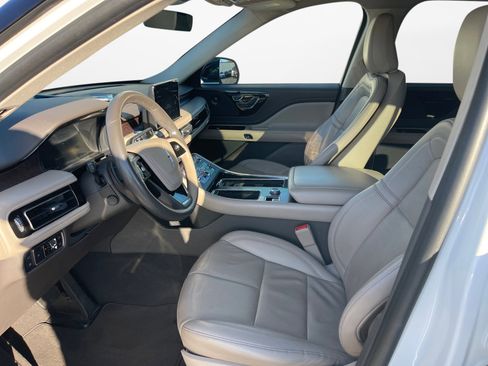 Used 2021 Lincoln Aviator Grand Touring w/ Equipment Group 301A image 9