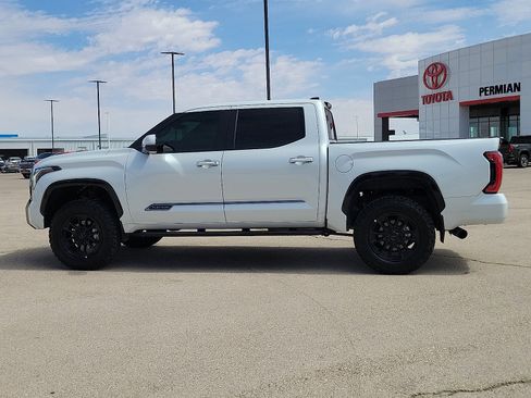 Used 2025 Toyota Tundra Platinum w/ TRD Off-Road Package AWD/4WD image 2