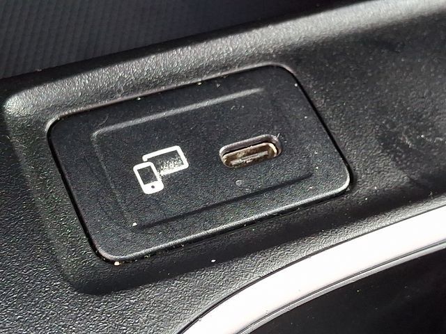 Used 2022 Mercedes-Benz CLA 250 4MATIC image 25