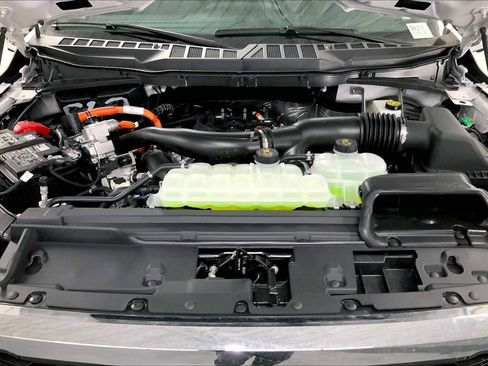 New 2025 Ford F150 Lariat w/ Equipment Group 501A Mid image 16