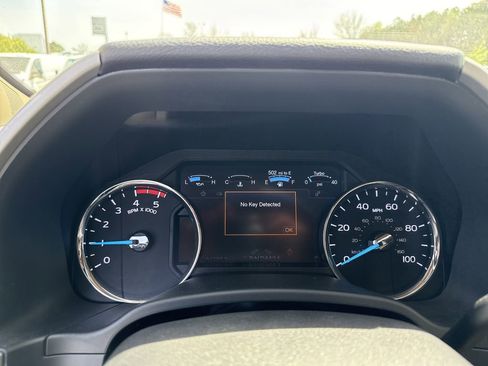 Used 2019 Ford F250 Lariat w/ Lariat Ultimate Package AWD/4WD image 26