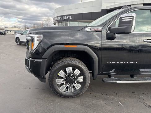 New 2026 GMC Sierra 3500 Denali w/ Denali Reserve Package image 5
