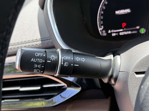 Used 2024 Acura MDX SH-AWD w/ Advance Package image 31