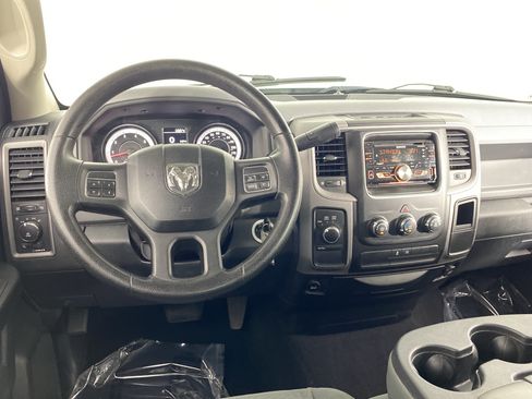 Used 2014 RAM 1500 Express AWD/4WD image 17