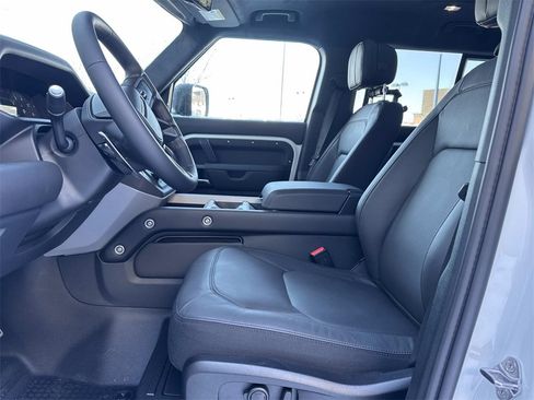 New 2026 Land Rover Defender 110 V8 image 17