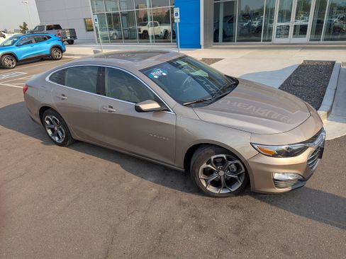 Certified 2024 Chevrolet Malibu LT FWD image 4