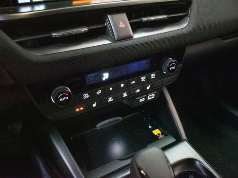 New 2026 Subaru Outback Limited AWD/4WD image 17