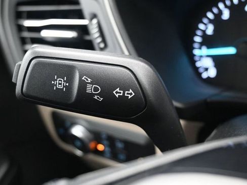 Used 2022 Ford Escape SEL image 12