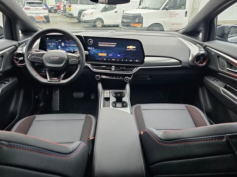 New 2026 Chevrolet Equinox EV RS FWD image 19