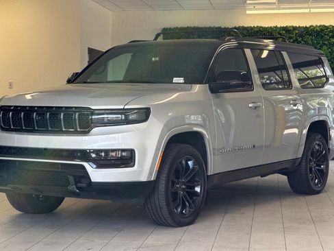 Used 2024 Jeep Grand Wagoneer L Series II w/ Quick Order Packagew 28T AWD/4WD image 8