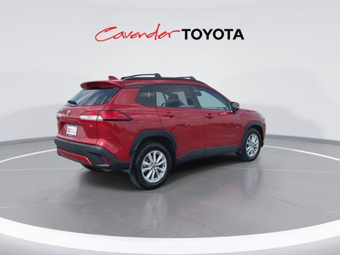 Certified 2024 Toyota Corolla Cross LE image 8