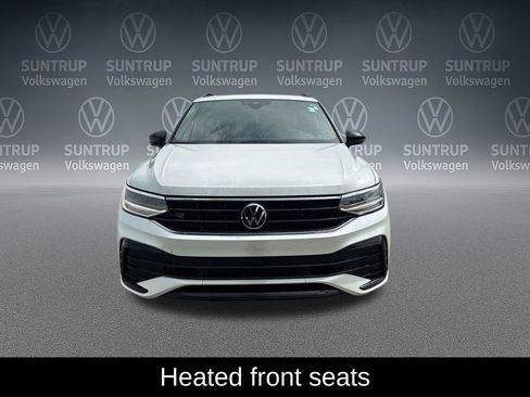 Used 2023 Volkswagen Tiguan SE R-Line FWD image 11
