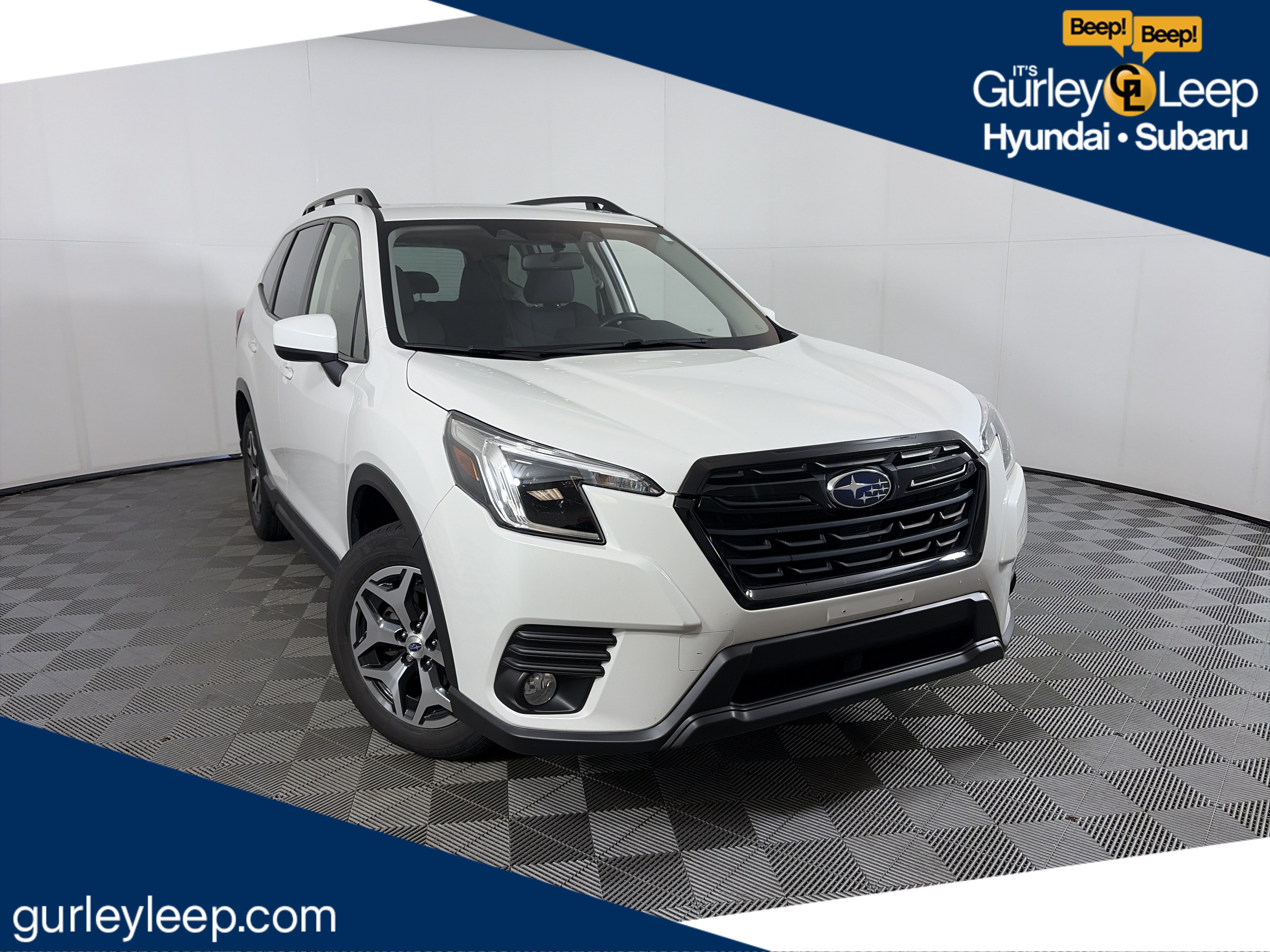 Certified 2023 Subaru Forester Premium AWD/4WD image 1