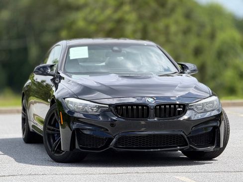 Used 2018 BMW M4 Coupe RWD image 4