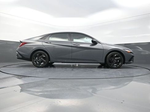 New 2026 Hyundai Elantra SEL Sport Premium FWD image 37