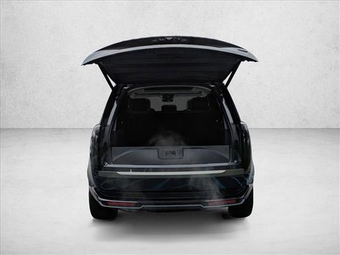 Certified 2023 Land Rover Range Rover SE image 7