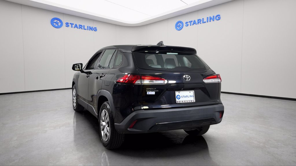 Used 2023 Toyota Corolla Cross L FWD image 6