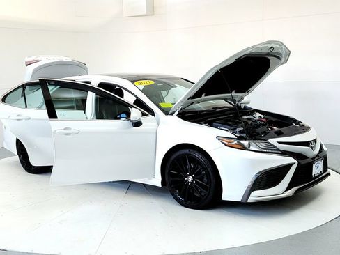 Used 2021 Toyota Camry XSE w/ Carpet Mat Package (TMS) AWD/4WD image 12