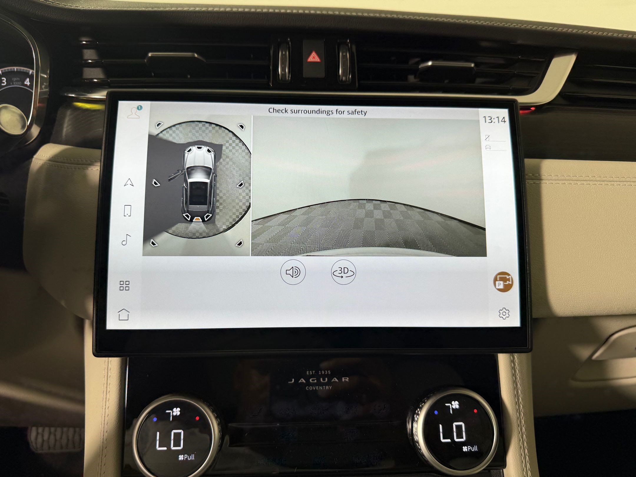 New 2026 Jaguar F-PACE R-Dynamic S AWD/4WD image 17