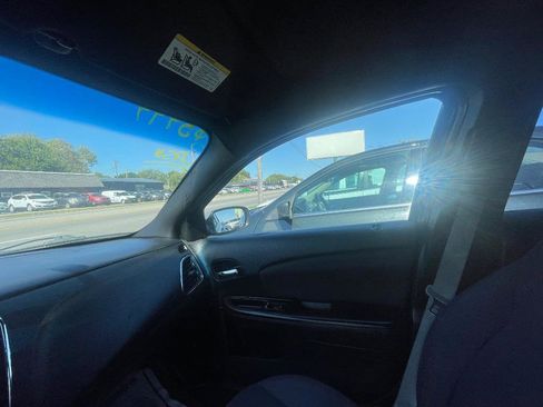 Used 2013 Chrysler 200 Touring image 18