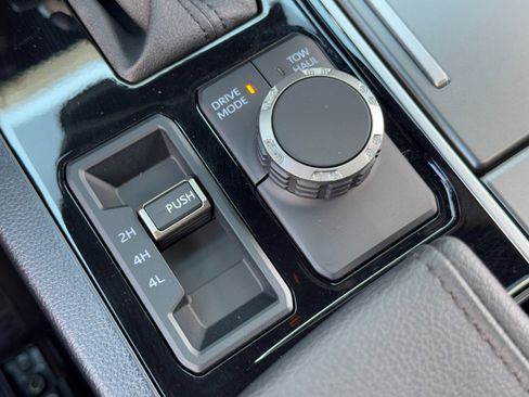 Used 2025 Toyota Sequoia SR5 image 31